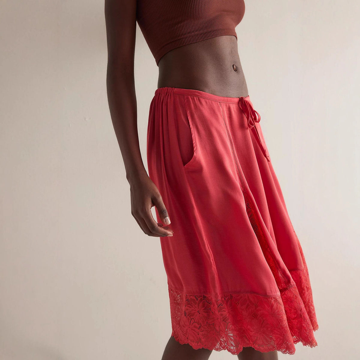Lace-Trimmed Satin Mid-Length Pants