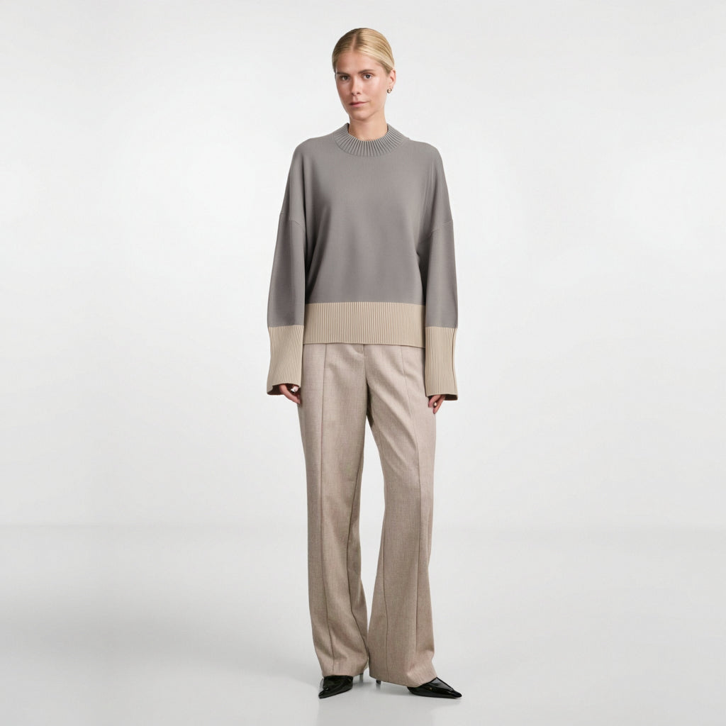 Color-Blocked Round Neck Knit Sweater