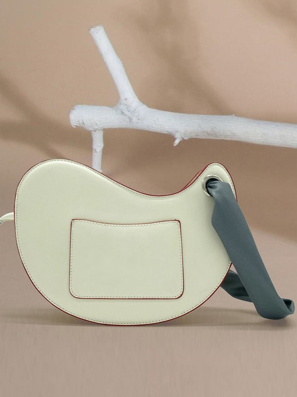 Contrasting Wave Saddle Bag