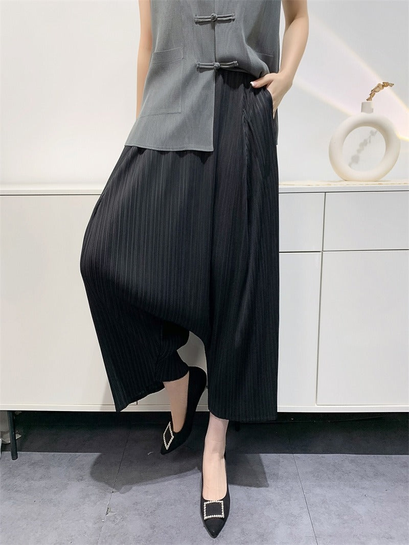 Wrinkled Harem Suspender Pants