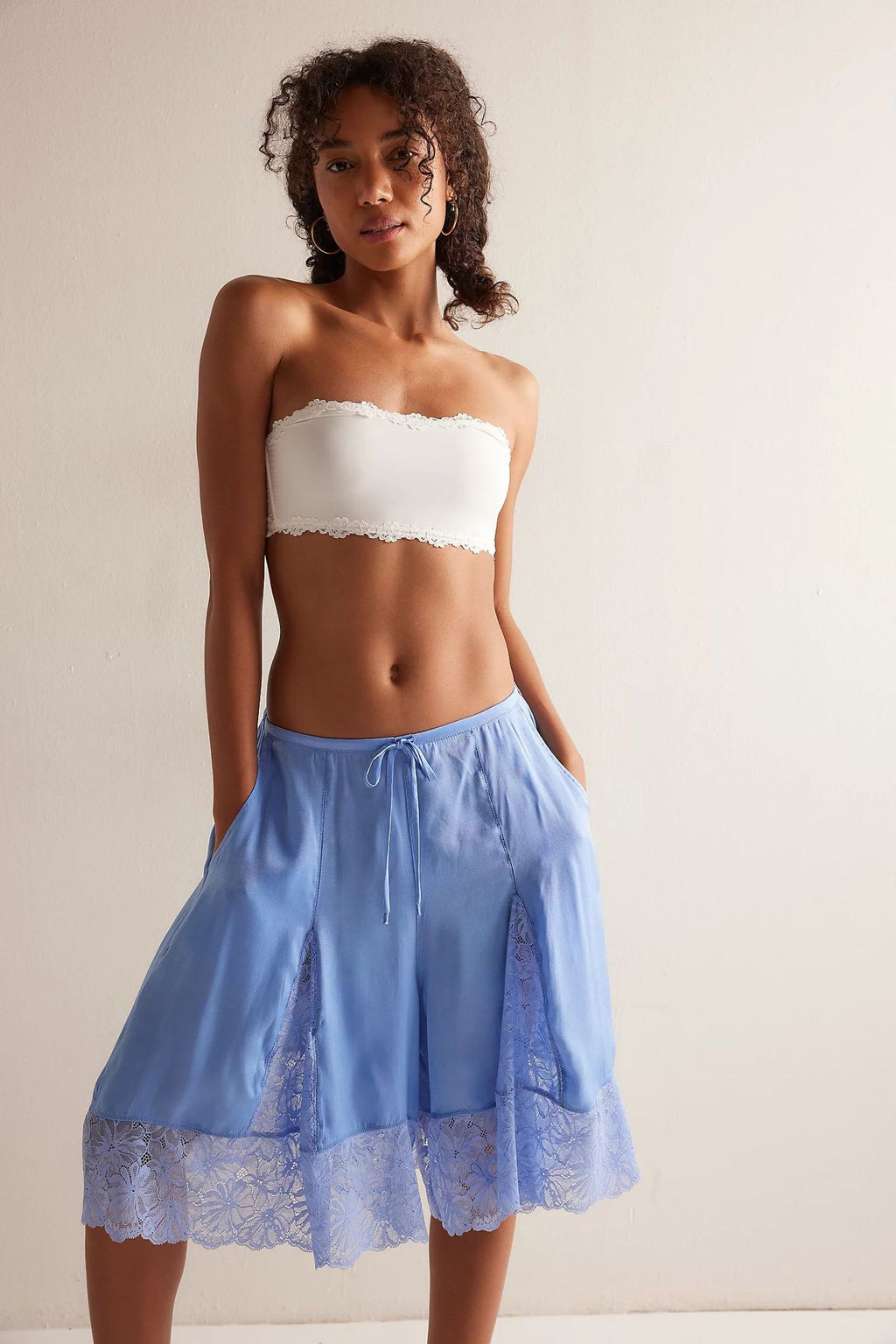 Lace-Trimmed Satin Mid-Length Pants